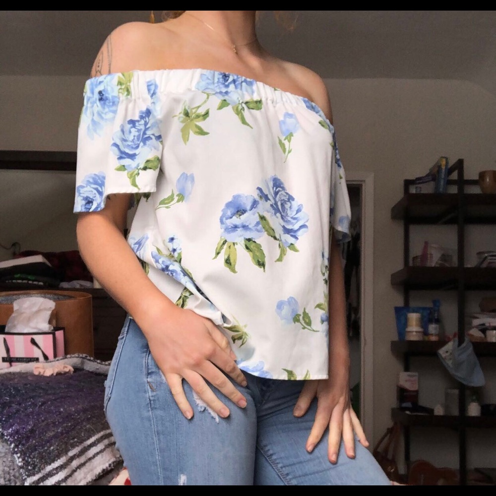 Floral Off the Shoulder Blouse